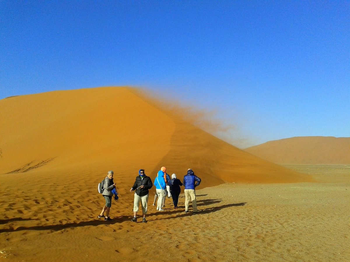 Düne 45 bei Ostwind_20170528_080512 Tote Bäume im Dead Vlei