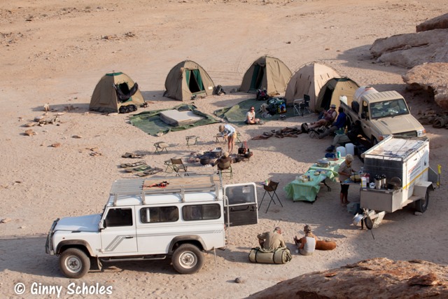 Zeltcamp beim Trekking für Wüstenelefanten