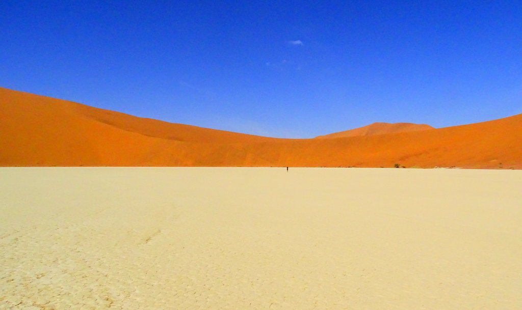 Farbkontraste am Sossusvlei Namibia Farbkontraste am Sossusvlei Namibia