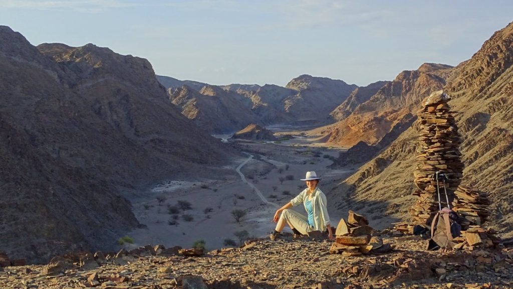 Berge in Namibia im Licht des Sonnenuntergangs