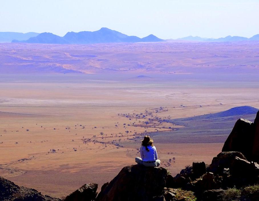 Beeindruckende Ausblicke über die Namib beim Wandern 