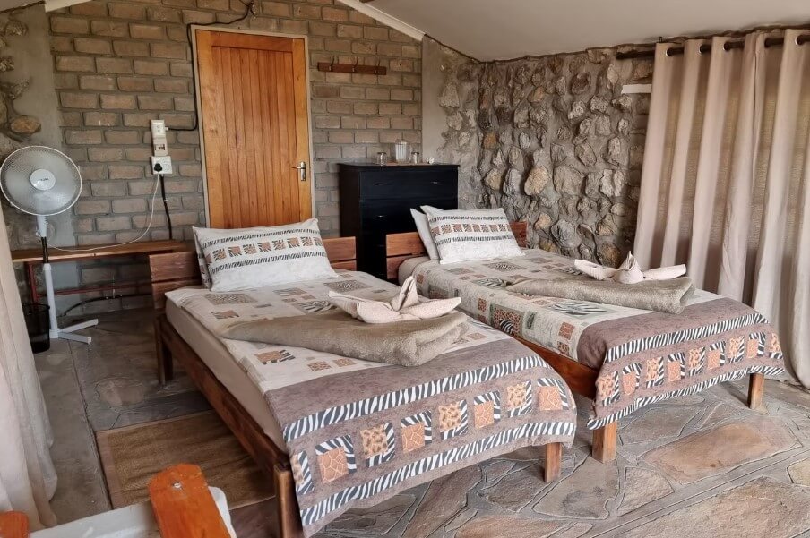 Einfaches Camp_Buschleute