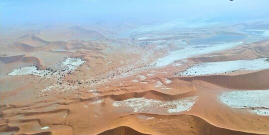 Flugsfafari über den Dünen in Namibia