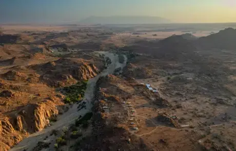 Vogelperspektive auf das Wüstenelefanten Camp